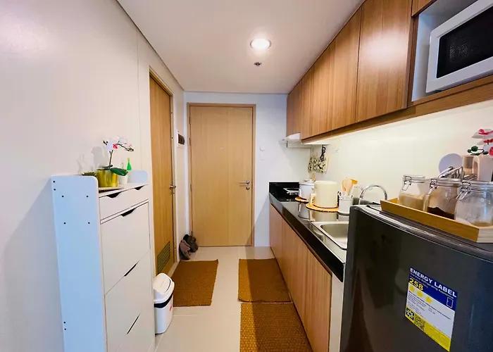 La Pieza Estrella 2br At Vine Residences, Manila, Philippines Manila