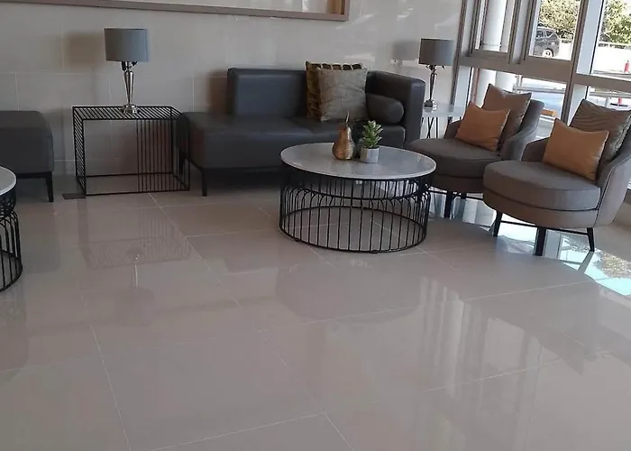 La Pieza Estrella 2br At Vine Residences, Manila, Philippines 4* Manila
